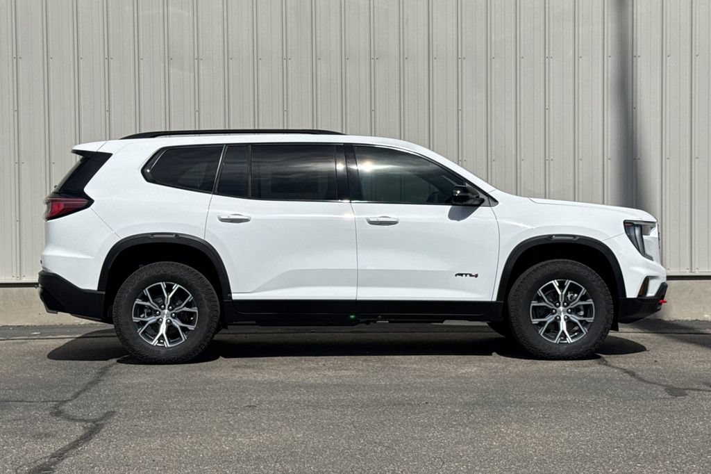 New 2027 GMC Acadia AT4 w/ Luxury Package AWD/4WD image 3