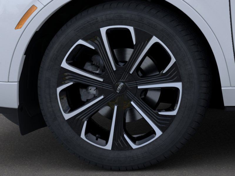 New 2024 Lincoln Nautilus Reserve w/ Equipment Group 202A image 19