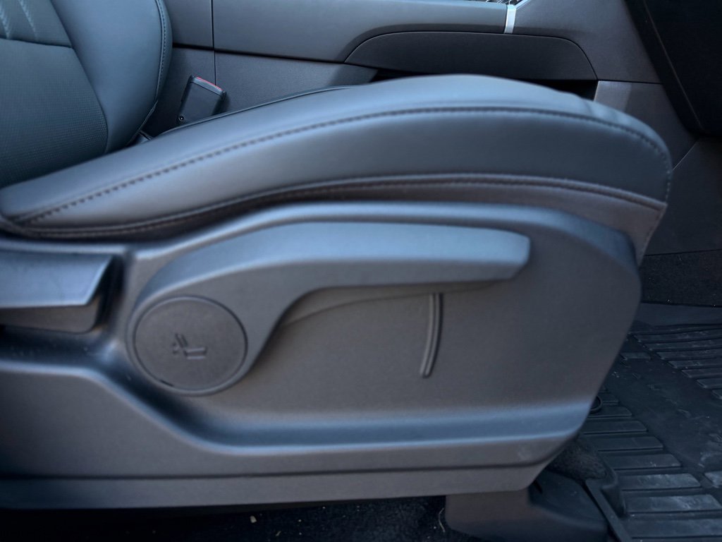 Used 2025 Hyundai Santa Fe XRT image 27