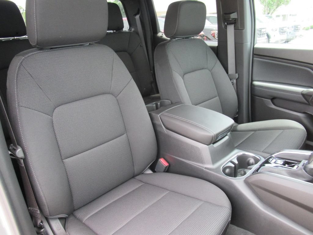 New 2026 GMC Canyon Elevation w/ Convenience Package RWD image 9