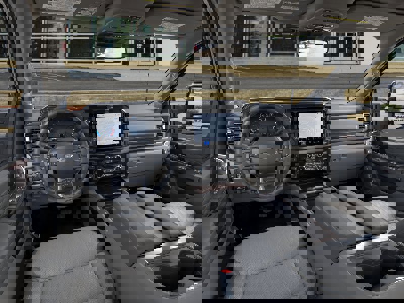 New 2026 Ford F350 4x4 Crew Cab DRW Super Duty image 9