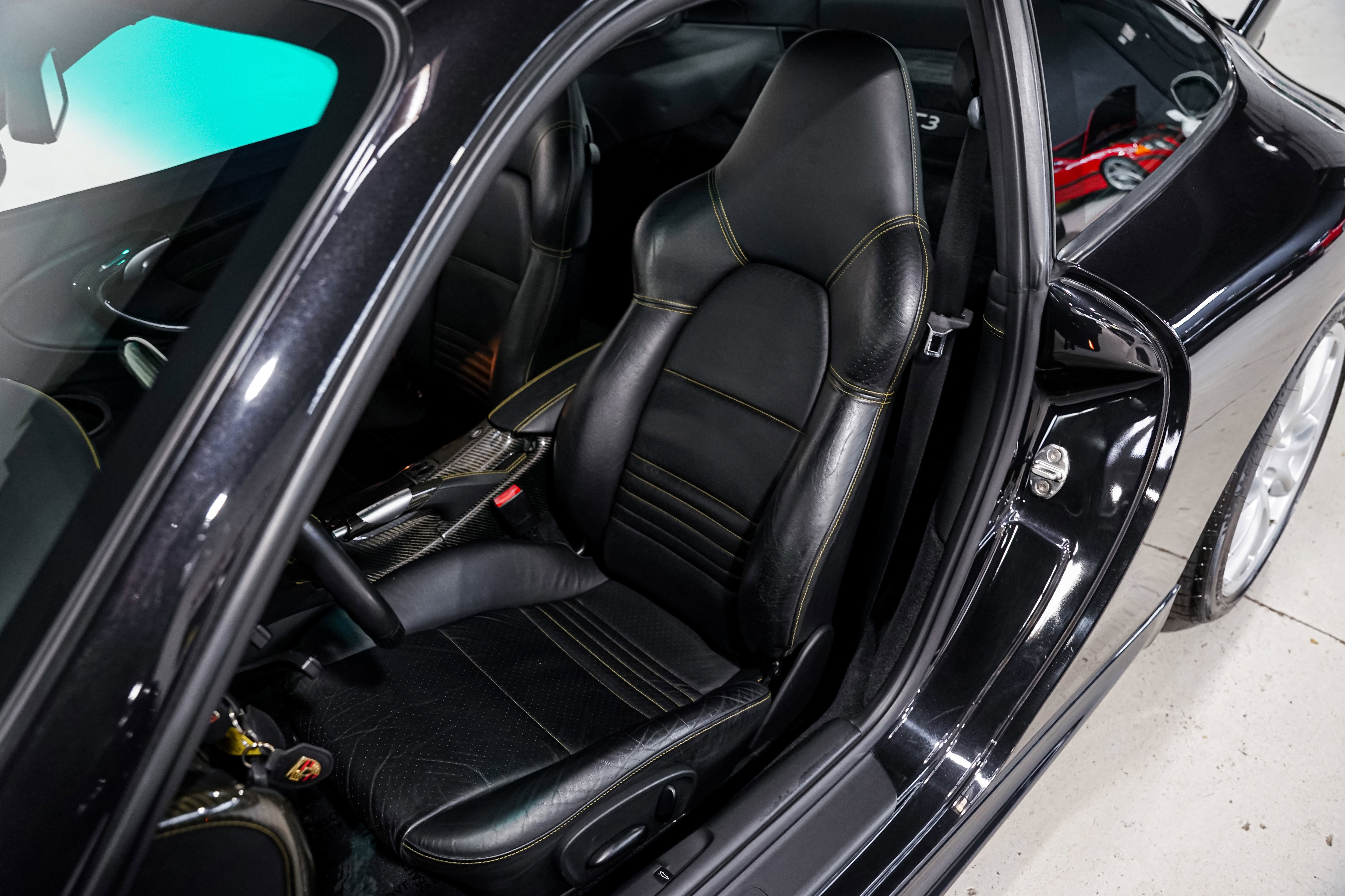 Used 2004 Porsche 911 GT3 image 24