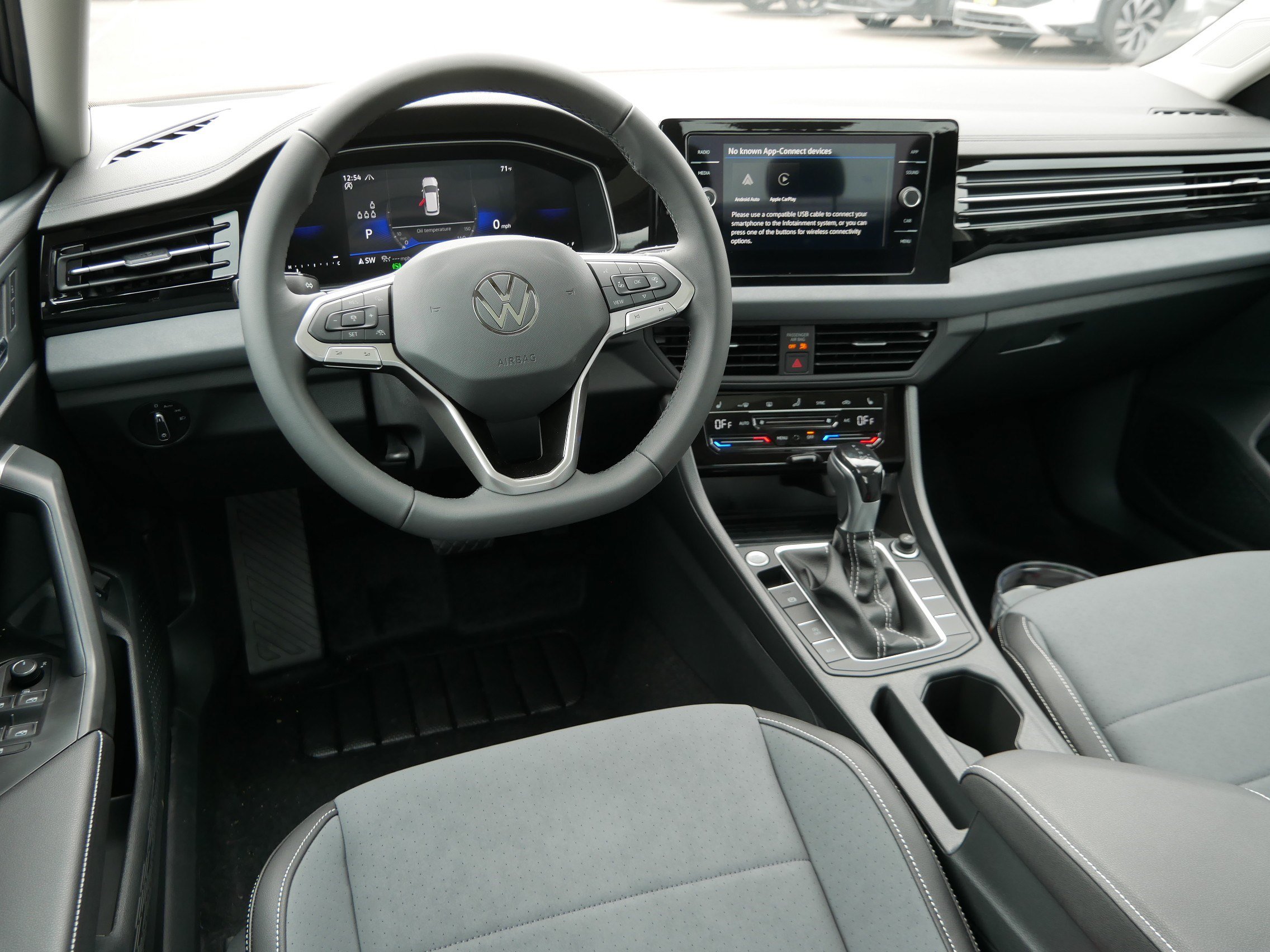 New 2027 Volkswagen Jetta SE FWD image 7