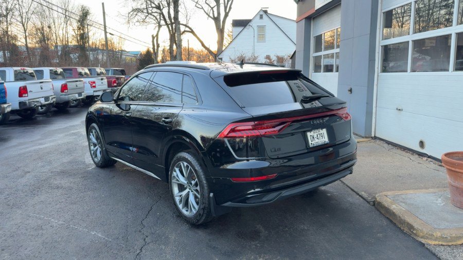 Used 2021 Audi Q8 Premium w/ Black Optic Package image 6