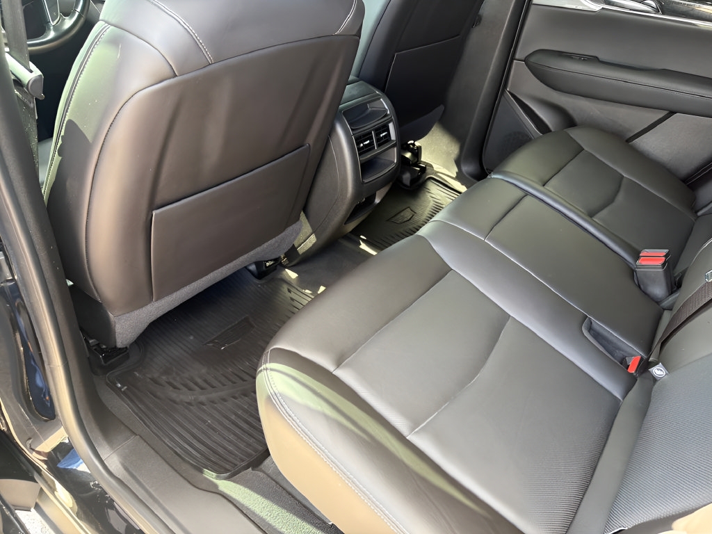 Used 2023 Cadillac XT5 Premium Luxury AWD/4WD image 35