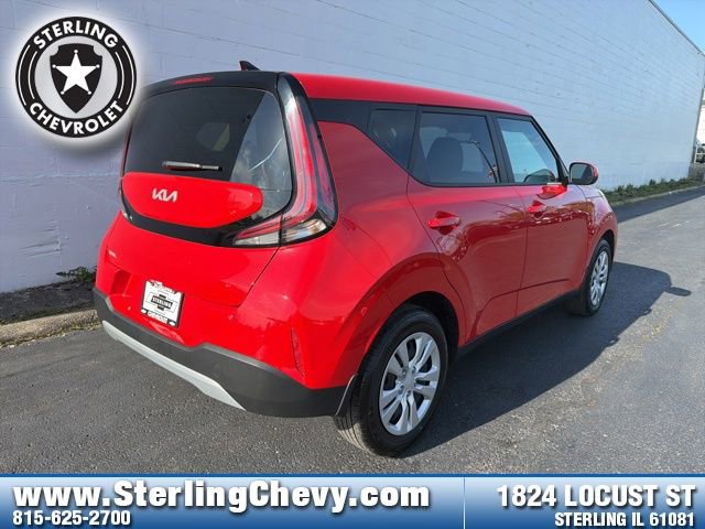 Used 2024 Kia Soul LX FWD image 5