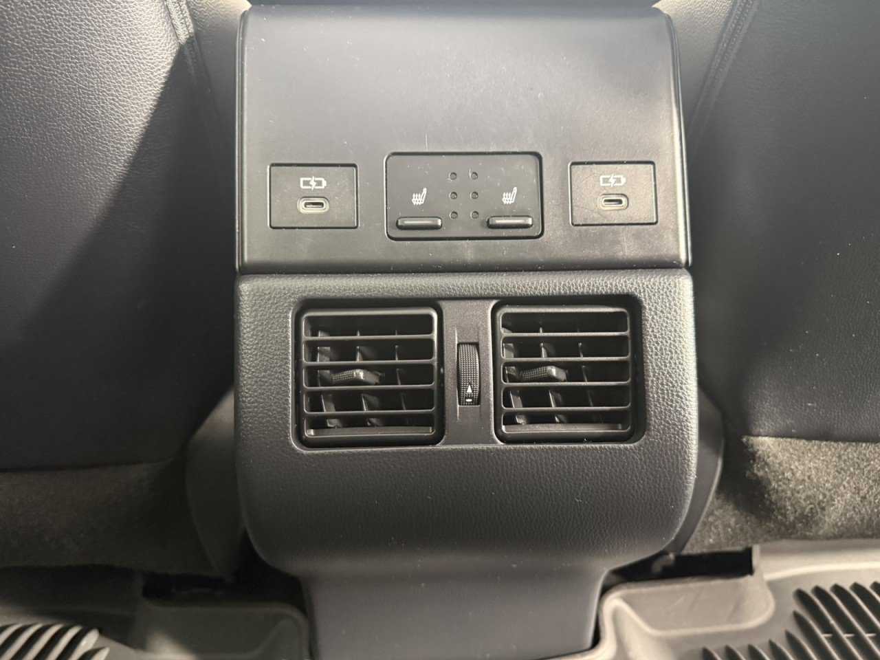 Used 2025 Toyota bZ4X AWD image 15