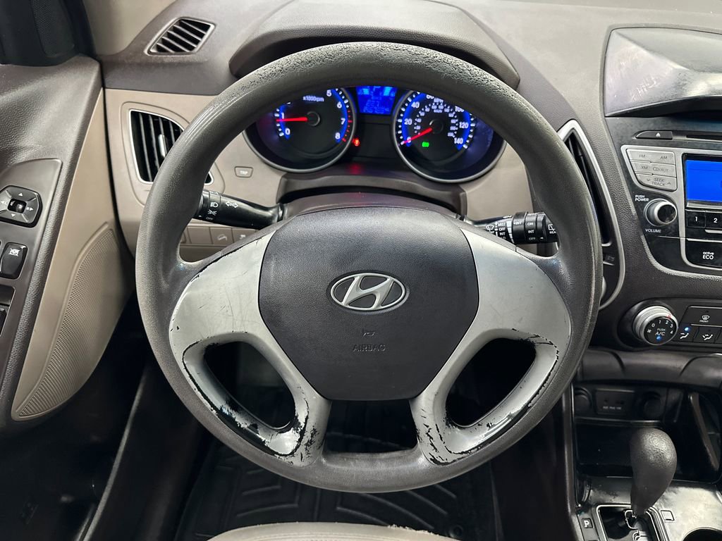 Used 2013 Hyundai Tucson GL FWD image 21