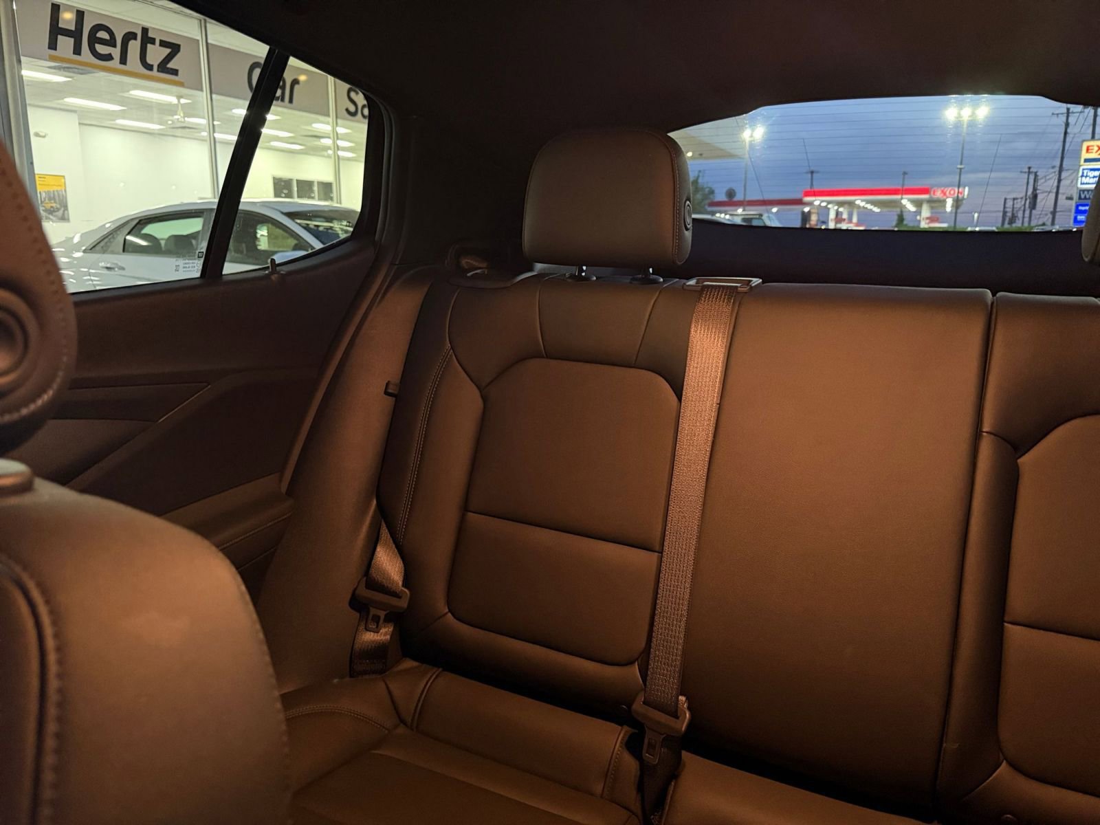 Used 2025 Buick Envista Sport Touring image 34