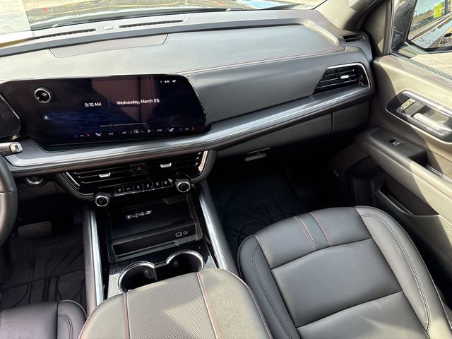 Used 2025 Chevrolet Suburban RST w/ Comfort Package AWD/4WD image 22