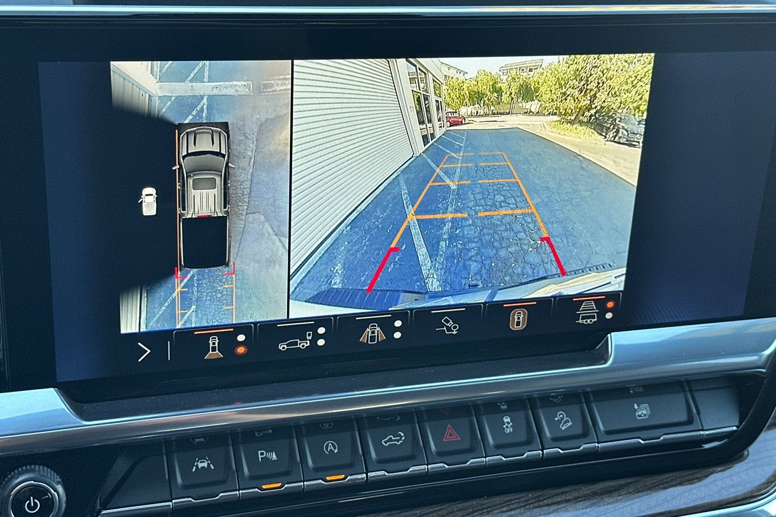 Used 2024 Chevrolet Silverado 1500 LT Trail Boss w/ LT Trail Boss Premium Package image 26