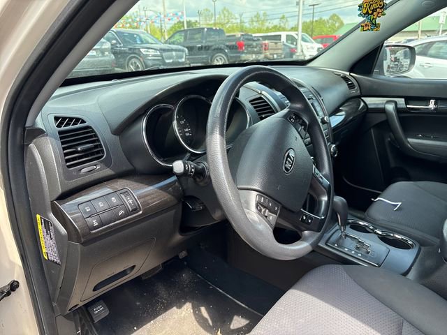 Used 2011 Kia Sorento LX AWD/4WD image 9