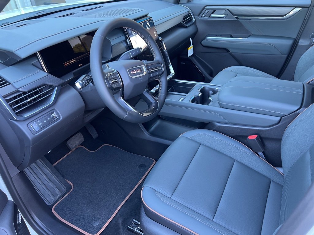 New 2026 GMC Acadia AT4 image 13