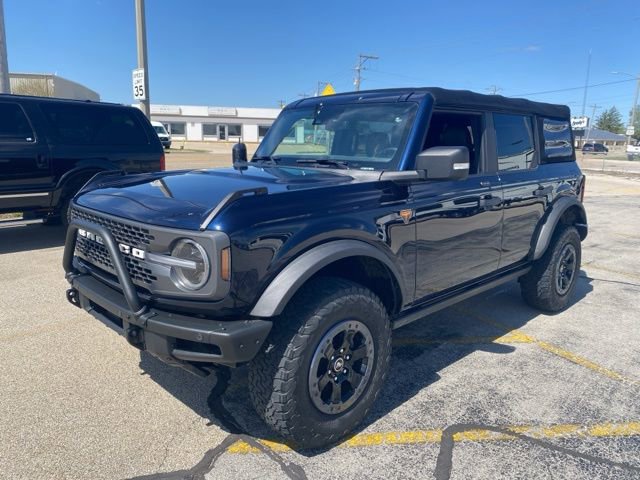 Used 2021 Ford Bronco Badlands image 2