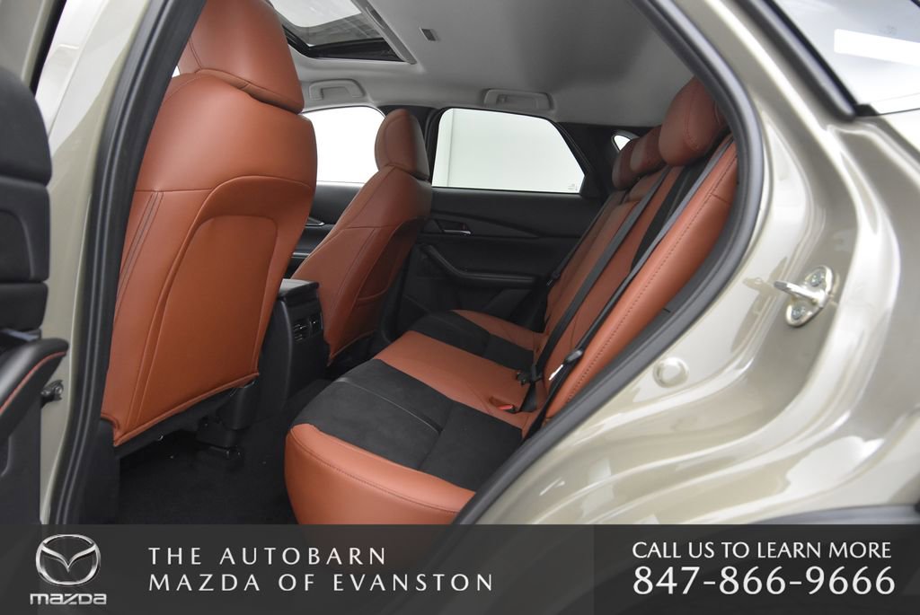 Certified 2025 MAZDA CX-30 Carbon image 21