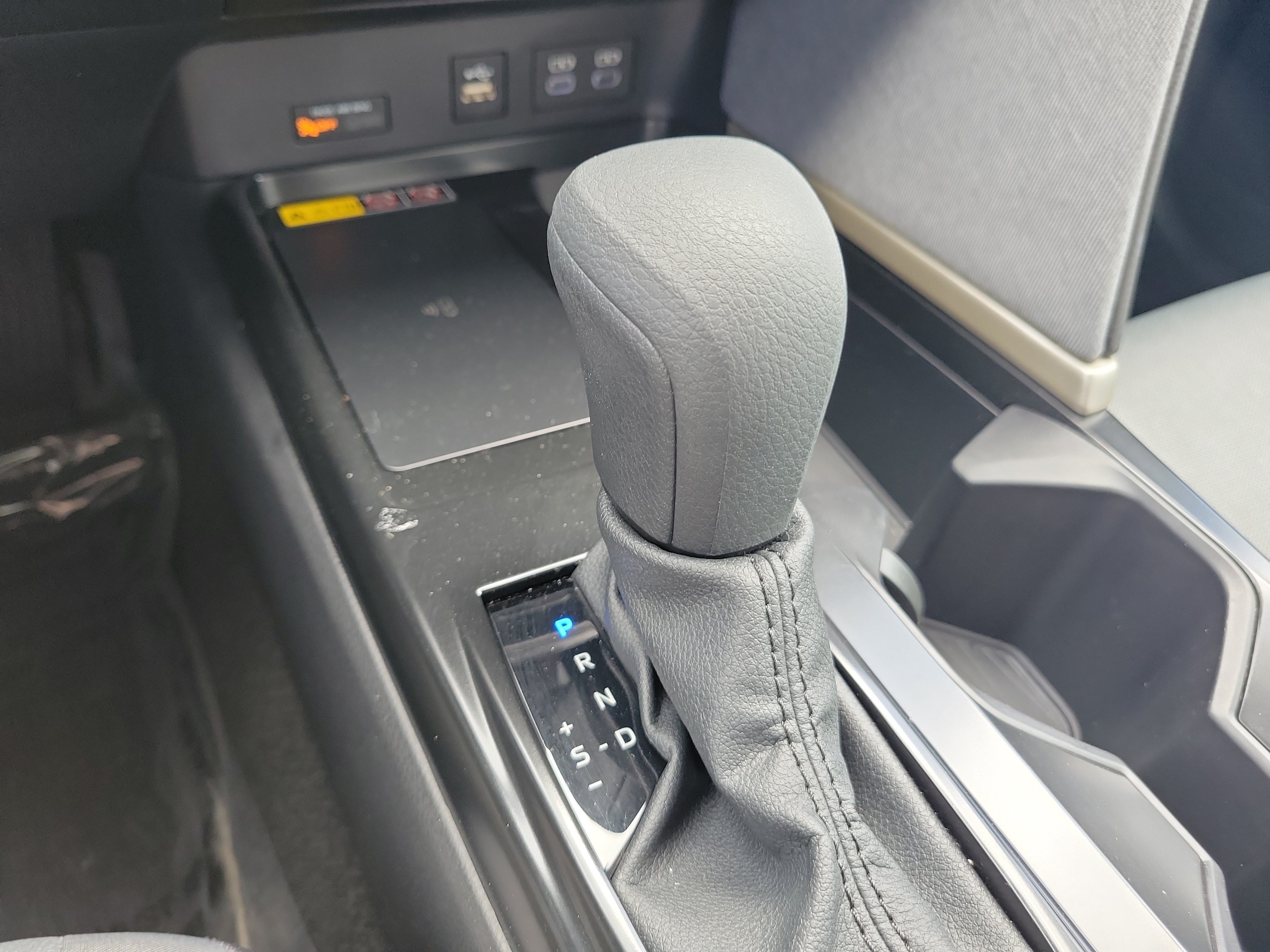 Used 2026 Toyota Camry LE FWD image 27