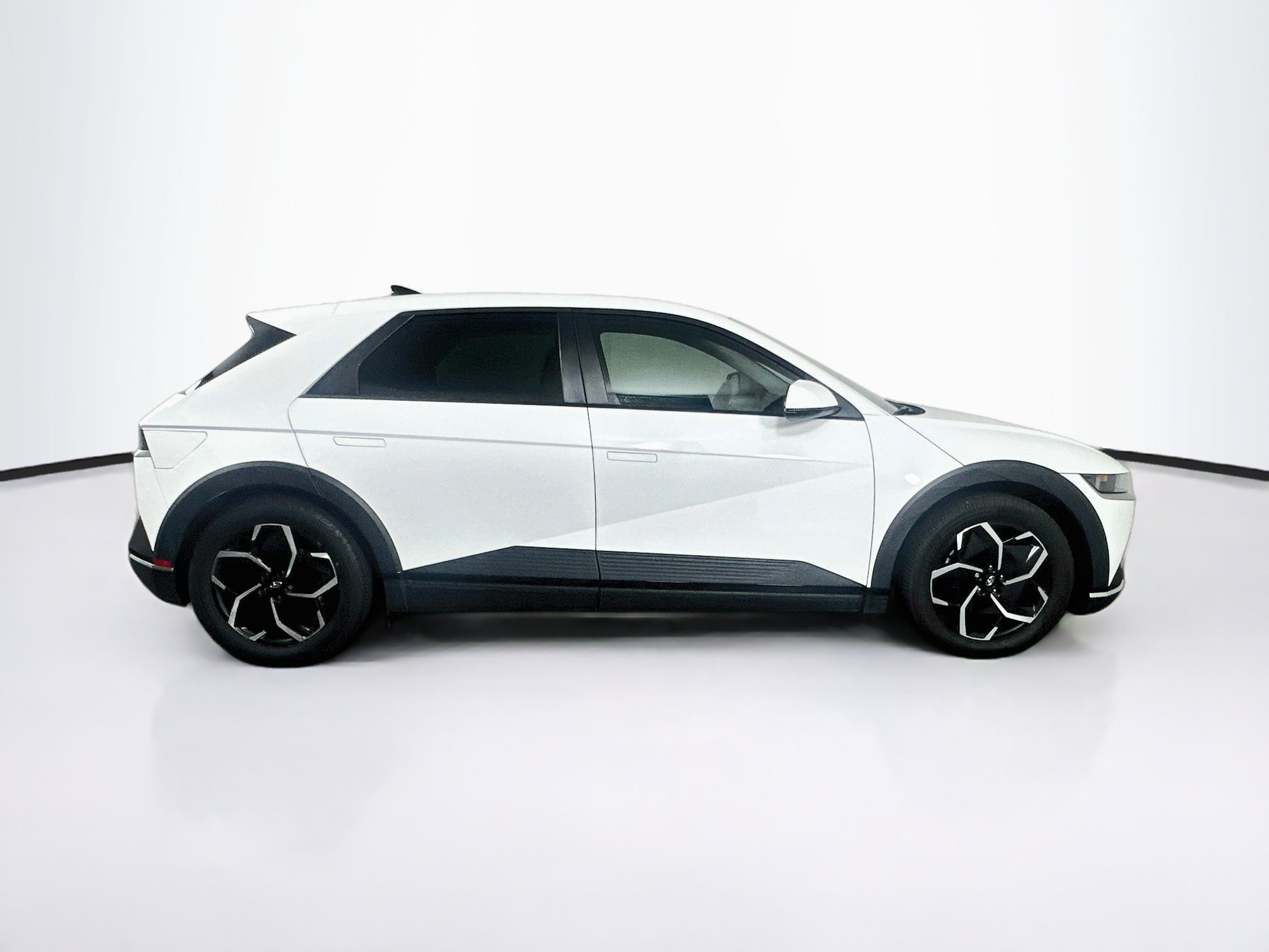 Used 2024 Hyundai Ioniq 5 SEL RWD image 10