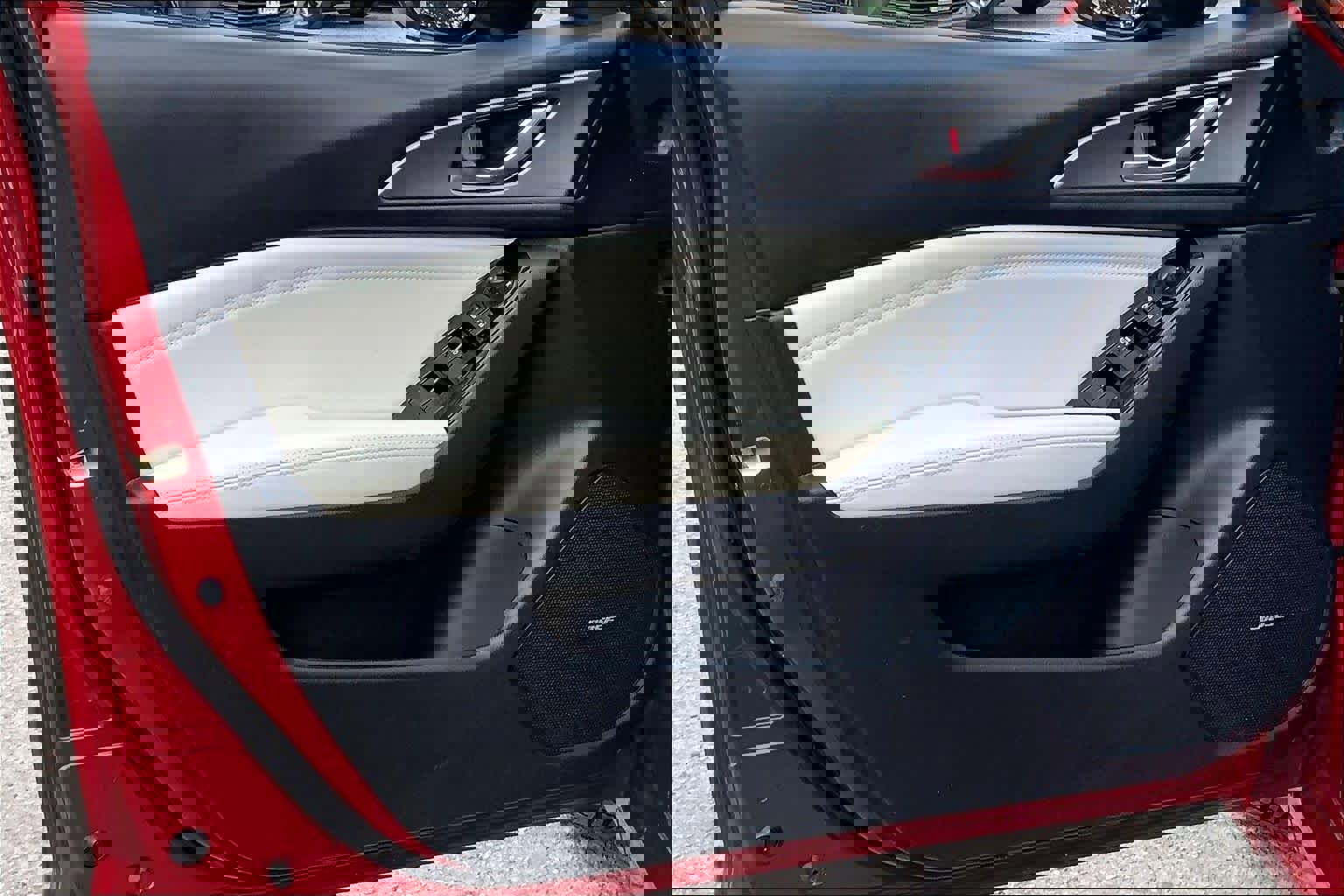 Used 2018 MAZDA MAZDA3 Grand Touring w/ Premium Equipment Package FWD image 22