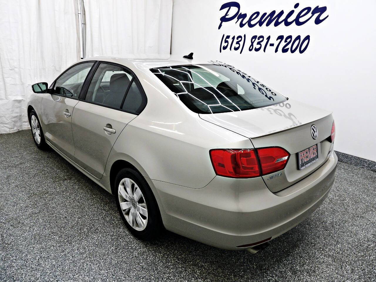 Used 2014 Volkswagen Jetta SE FWD image 4