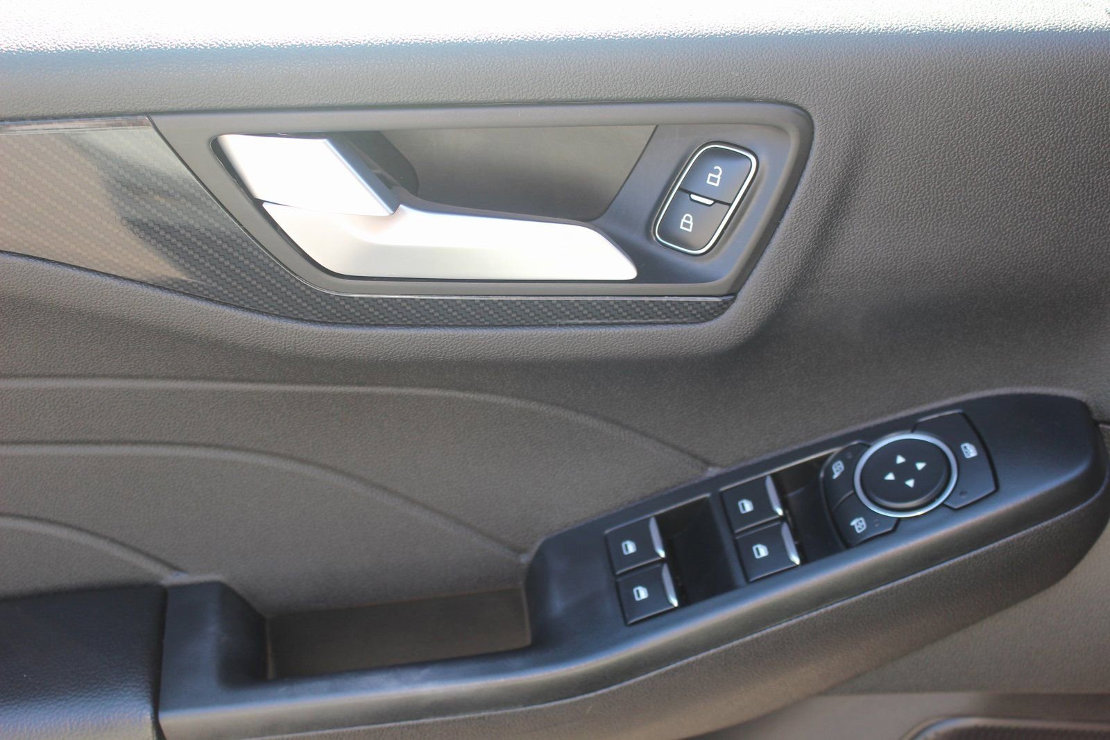 Used 2023 Ford Escape ST-Line w/ Tech Pack #1 image 17