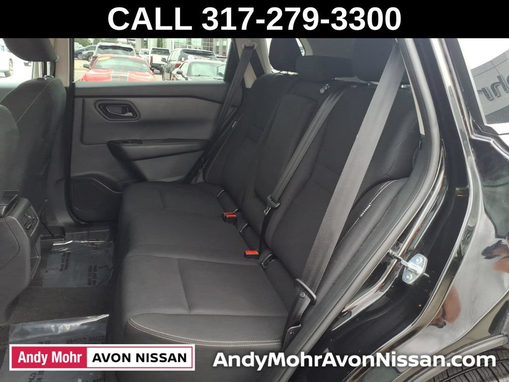 Used 2024 Nissan Rogue S FWD image 31