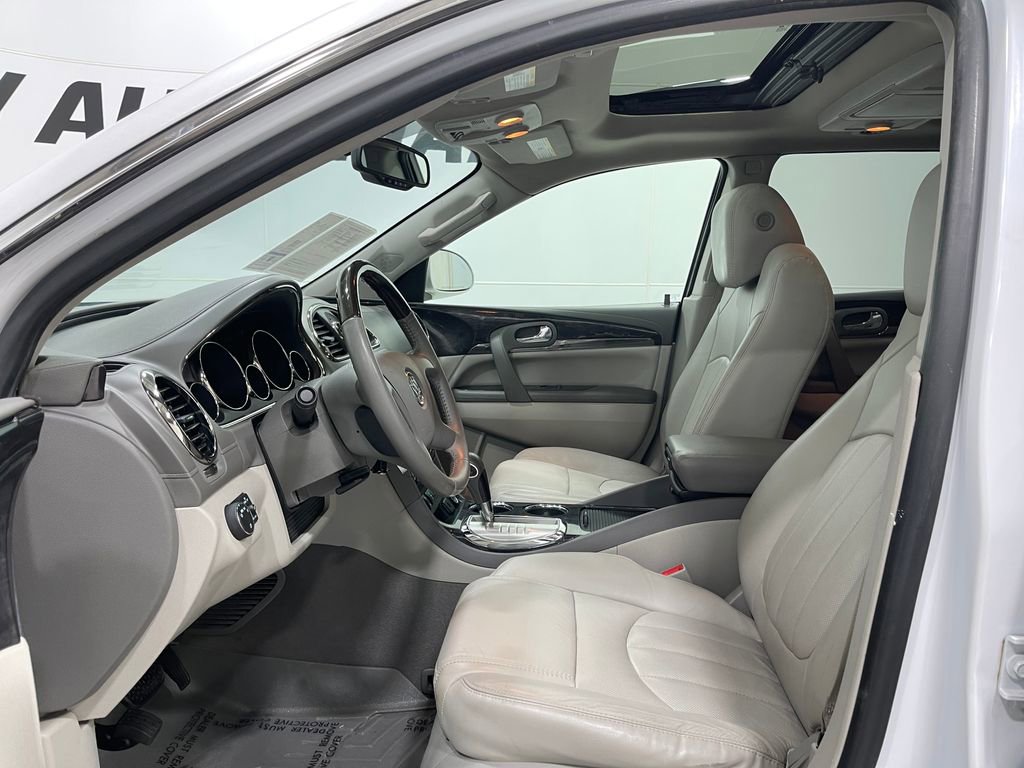 Used 2016 Buick Enclave Leather image 15