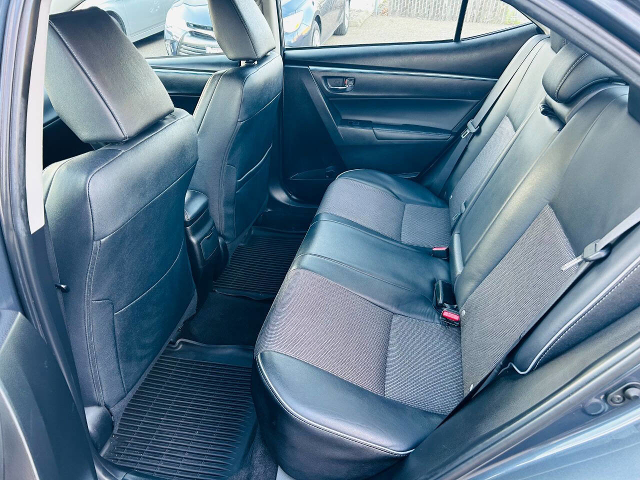 Used 2016 Toyota Corolla S image 16