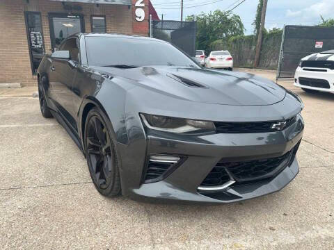 Used 2017 Chevrolet Camaro SS w/ 50th Anniversary Edition RWD image 2
