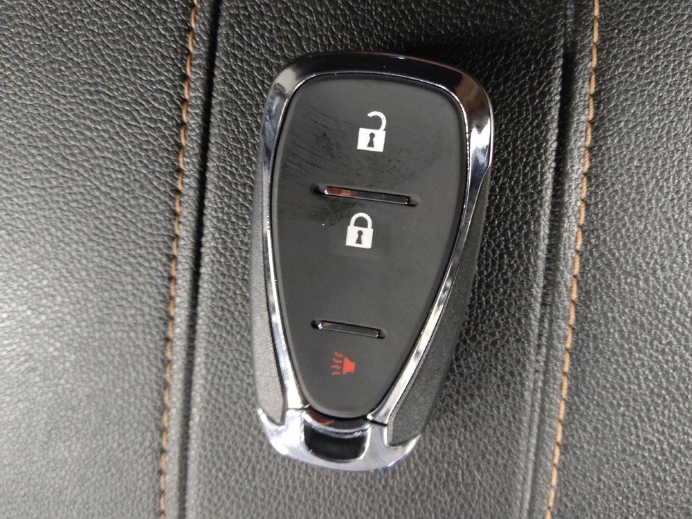 Used 2020 Chevrolet Traverse LS FWD image 32