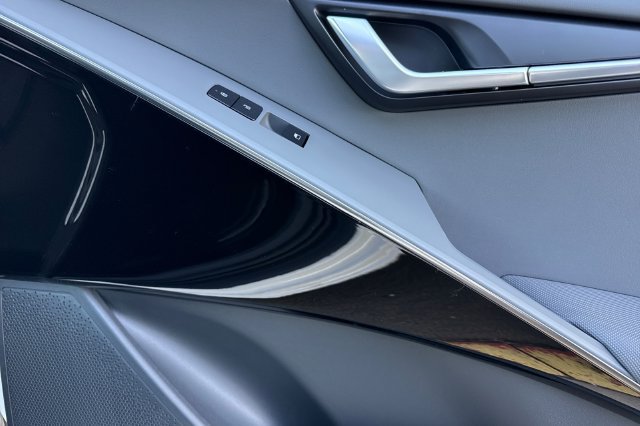 New 2026 Kia Niro EX FWD image 21