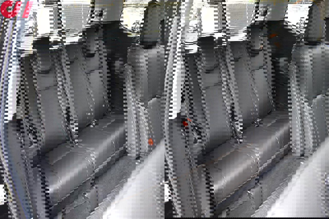 Used 2024 Subaru Ascent Touring image 27