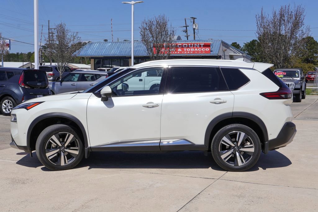 Used 2023 Nissan Rogue Platinum image 28