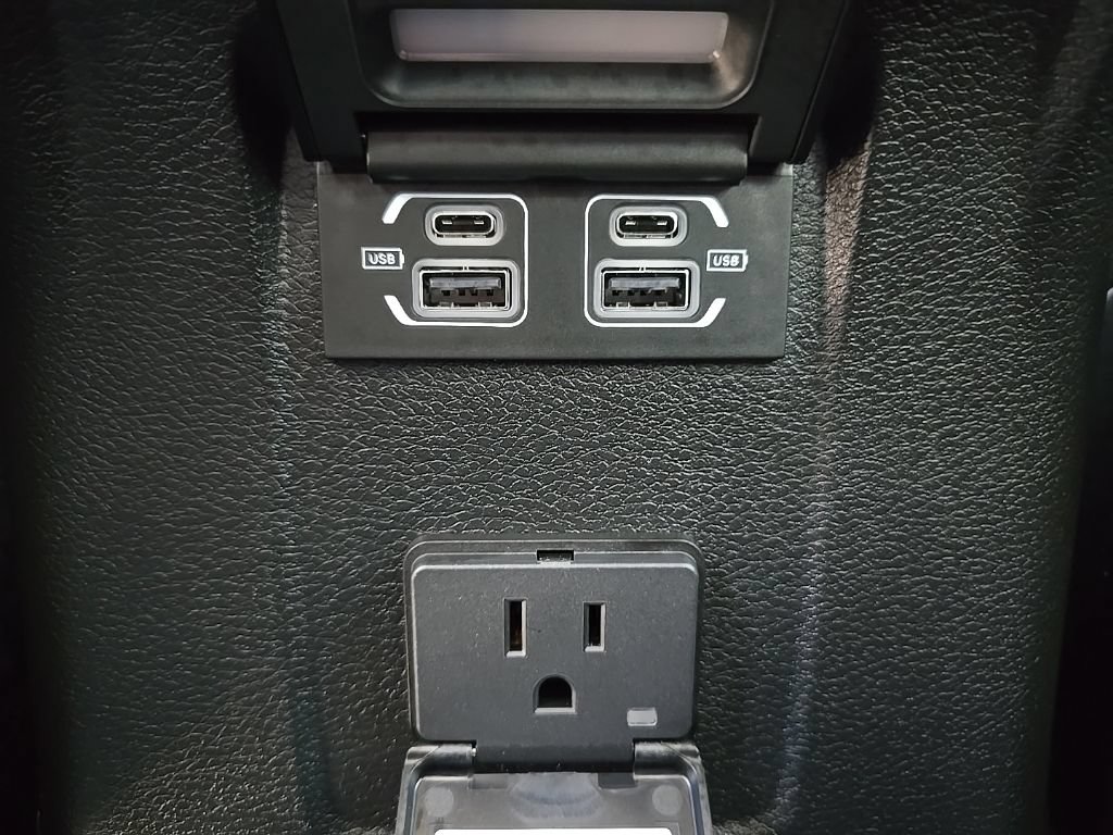 Used 2026 Jeep Wrangler Unlimited Rubicon AWD/4WD image 45