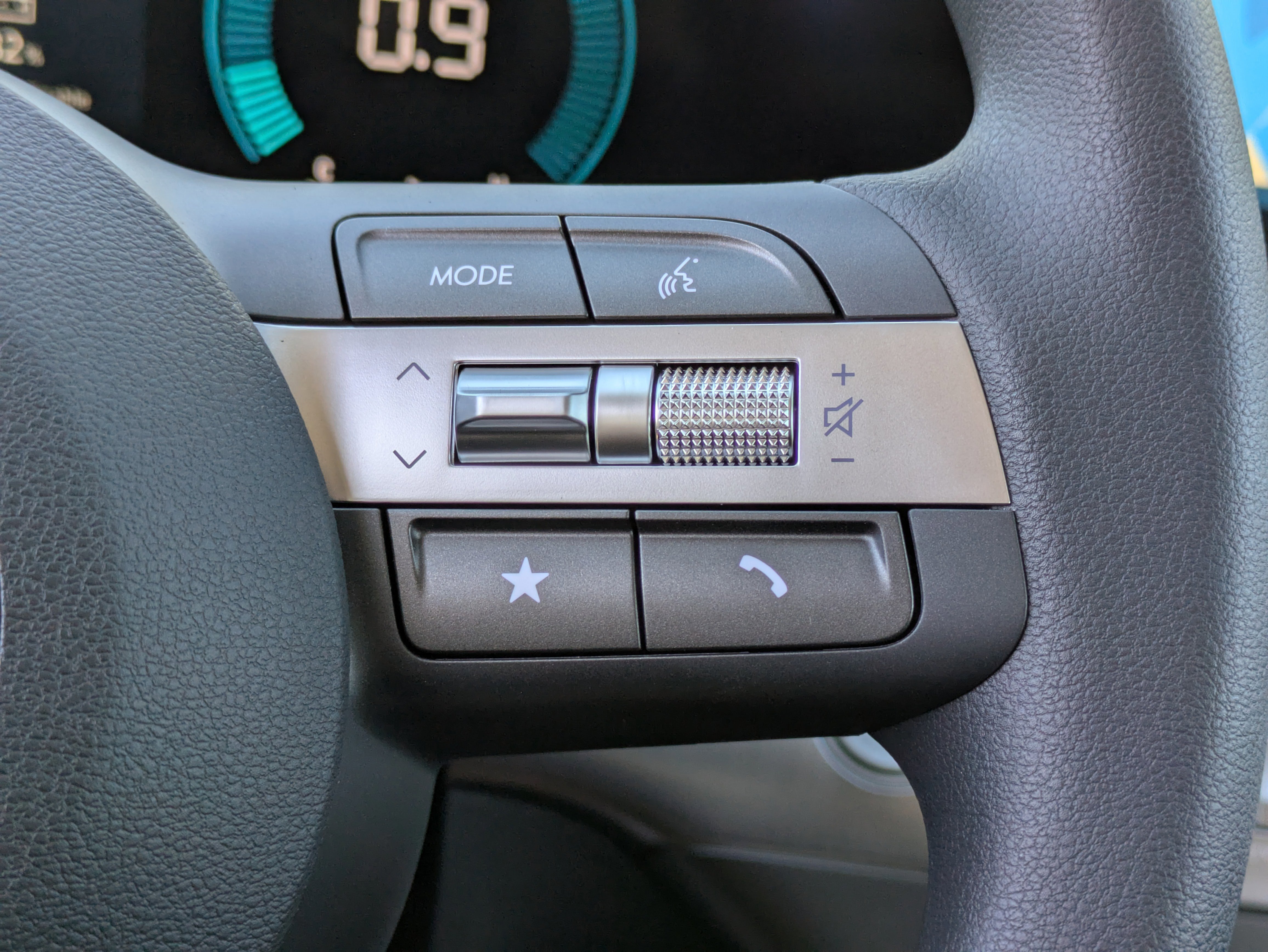 New 2026 Hyundai Kona SE image 23