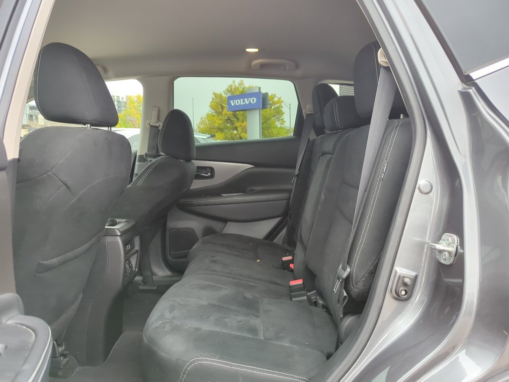 Used 2019 Nissan Murano S AWD/4WD image 9