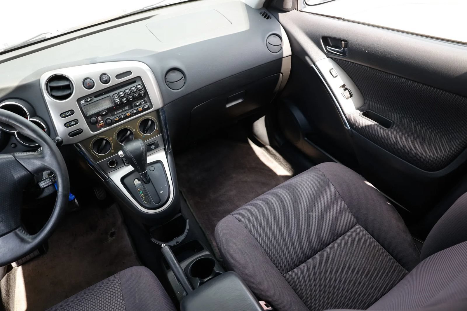 Used 2004 Toyota Matrix XR FWD image 13