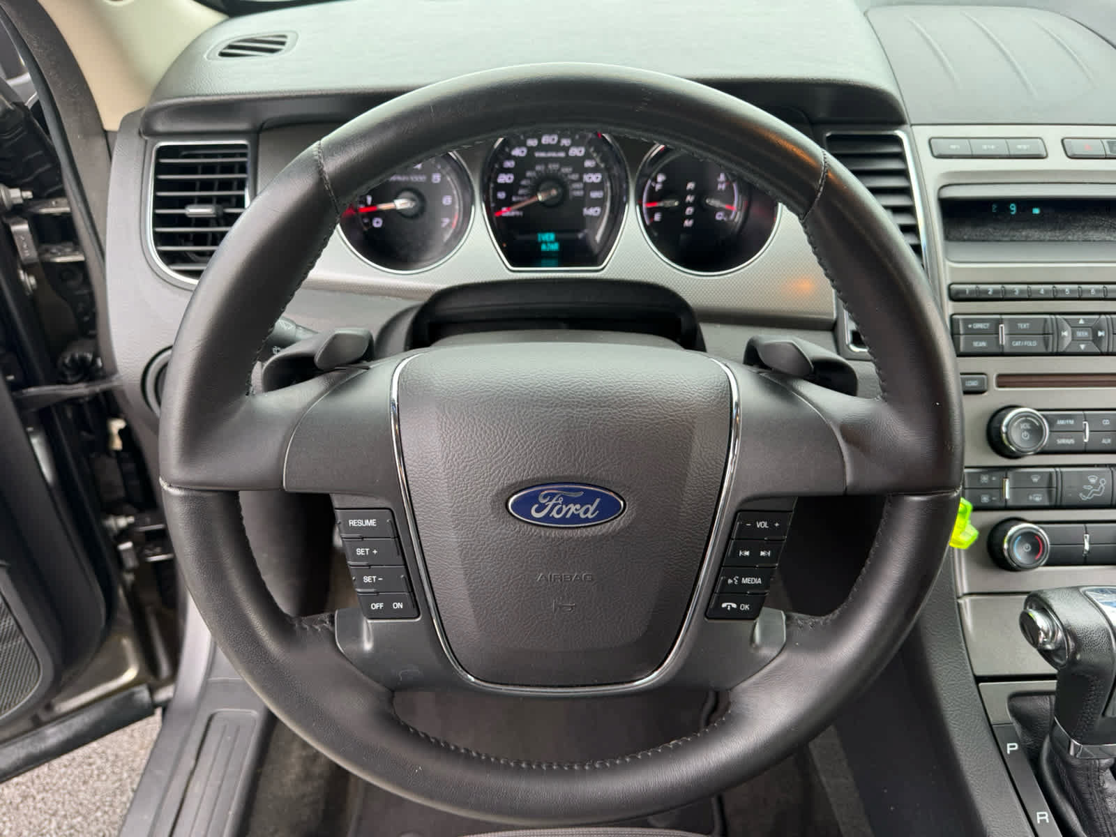 Used 2012 Ford Taurus SEL FWD image 2