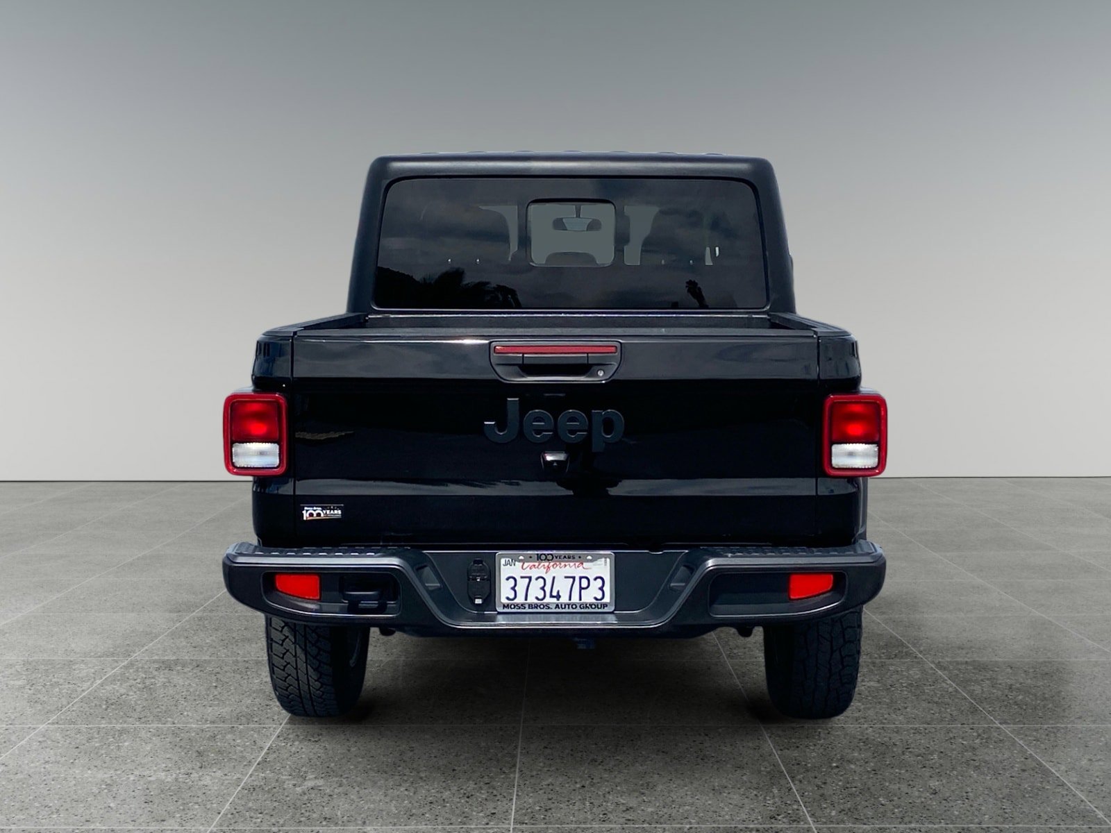 Used 2023 Jeep Gladiator Sport AWD/4WD image 4