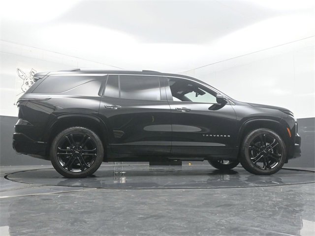 New 2025 Chevrolet Traverse High Country w/ LPO, Floor Liner Package image 32