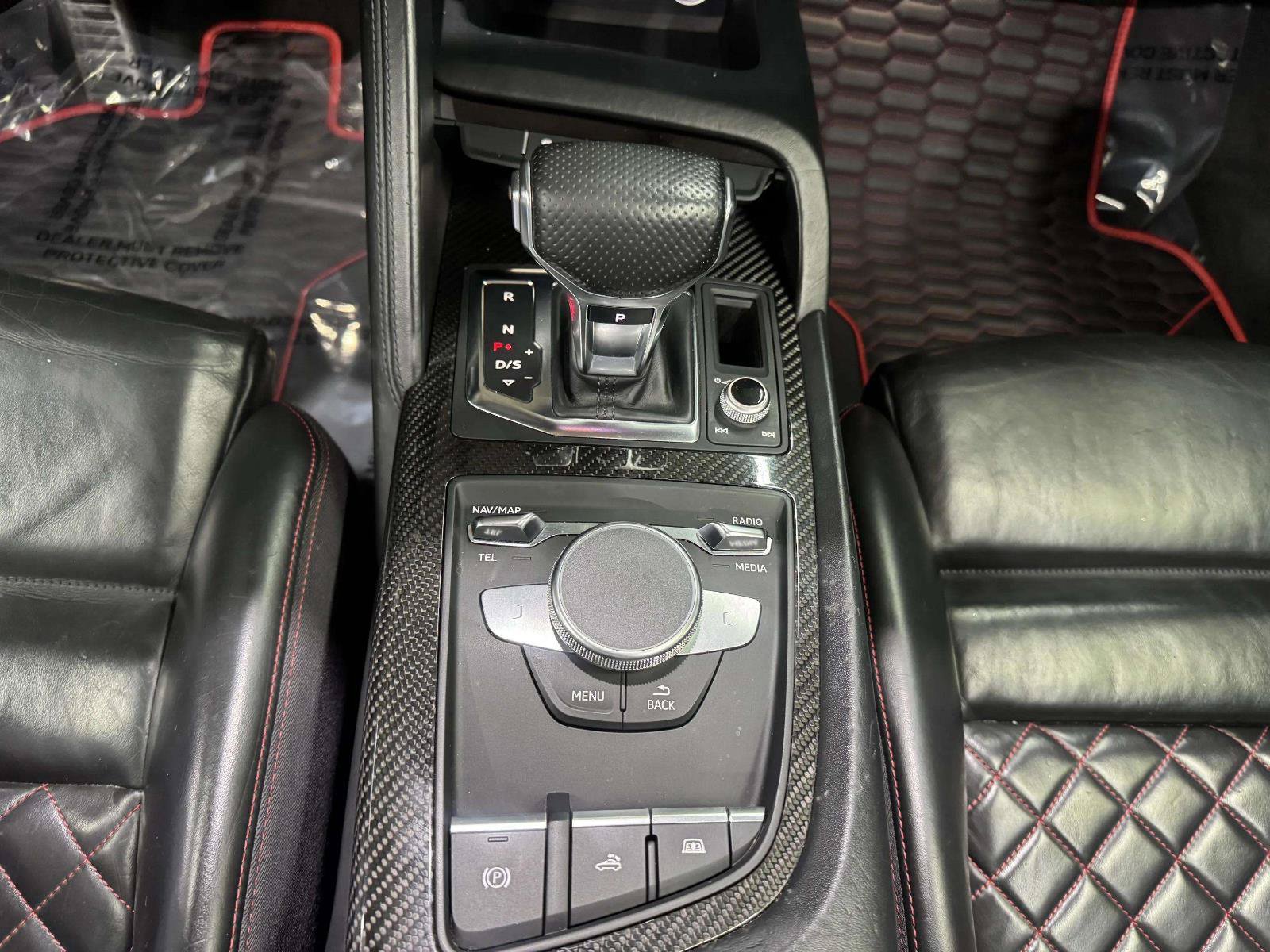 Used 2017 Audi R8 V10 w/ Carbon Exterior Package AWD/4WD image 51