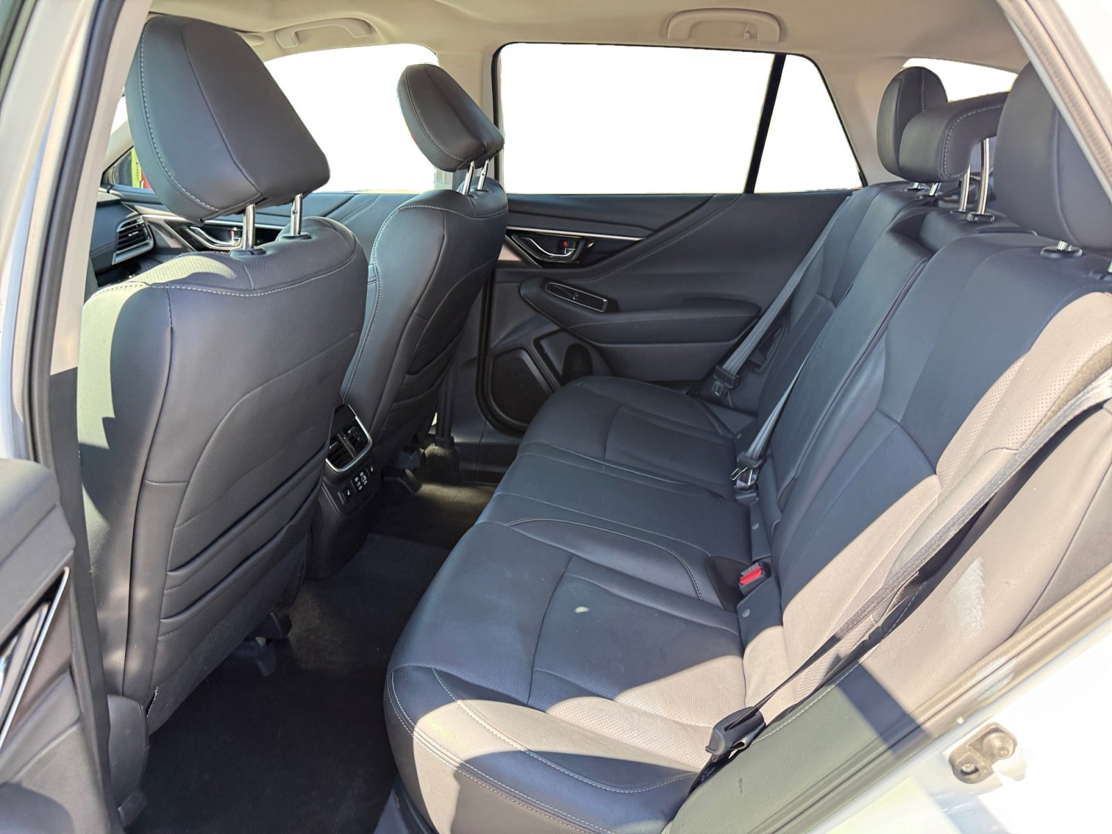 Used 2023 Subaru Outback Limited XT image 16