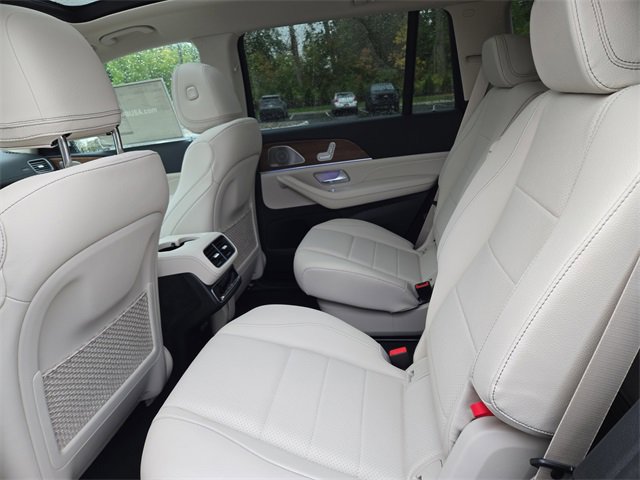 New 2026 Mercedes-Benz GLS 450 4MATIC image 30