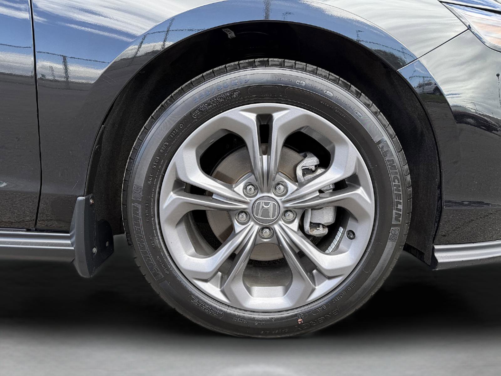 Certified 2024 Honda Accord EX image 29