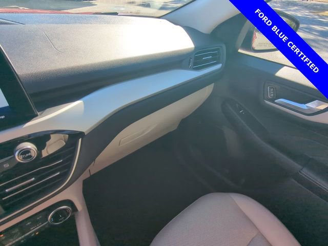 Certified 2022 Ford Escape SEL w/ Technology Package image 18