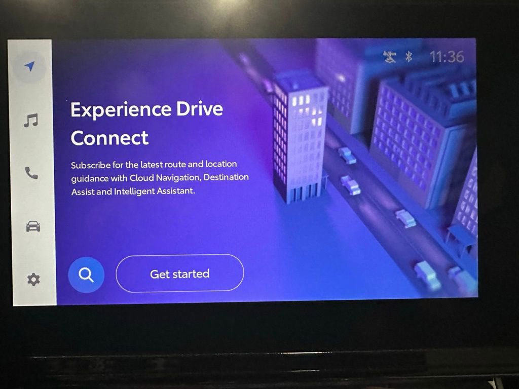 Used 2025 Toyota Sienna LE image 26