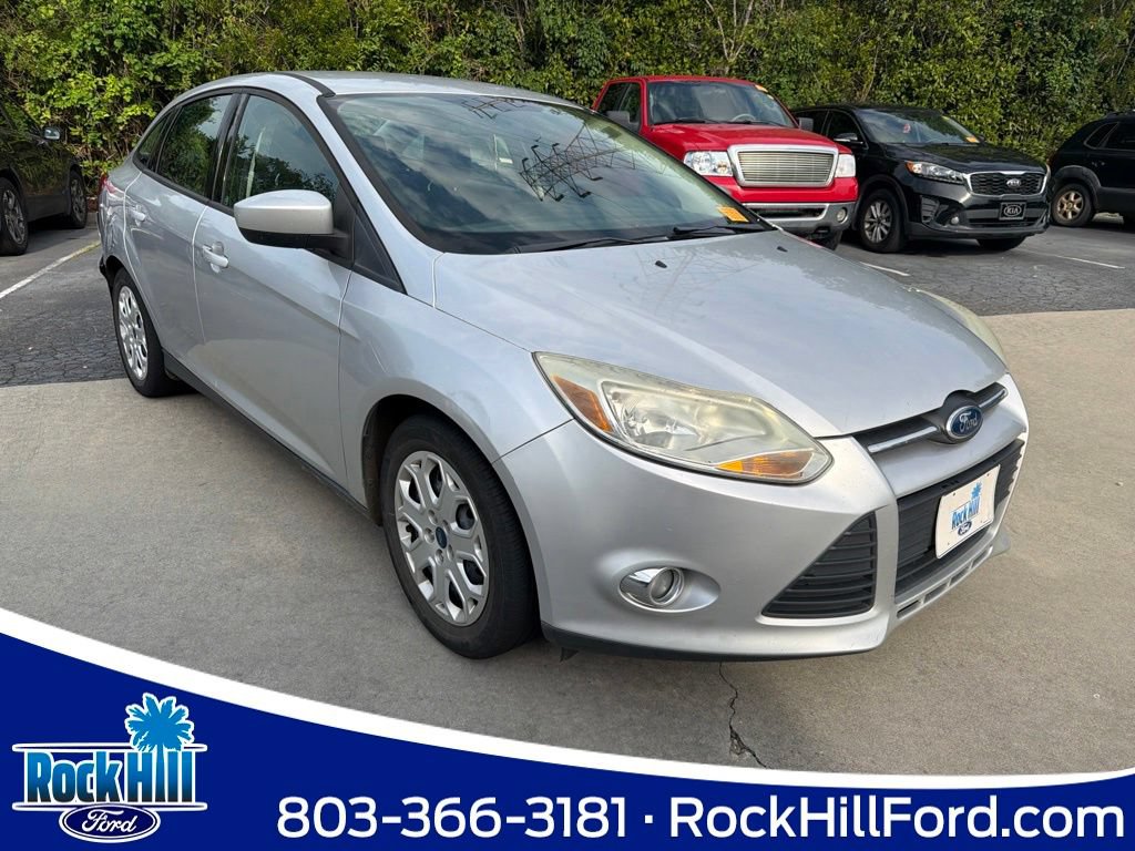 Used 2012 Ford Focus SE FWD video 1