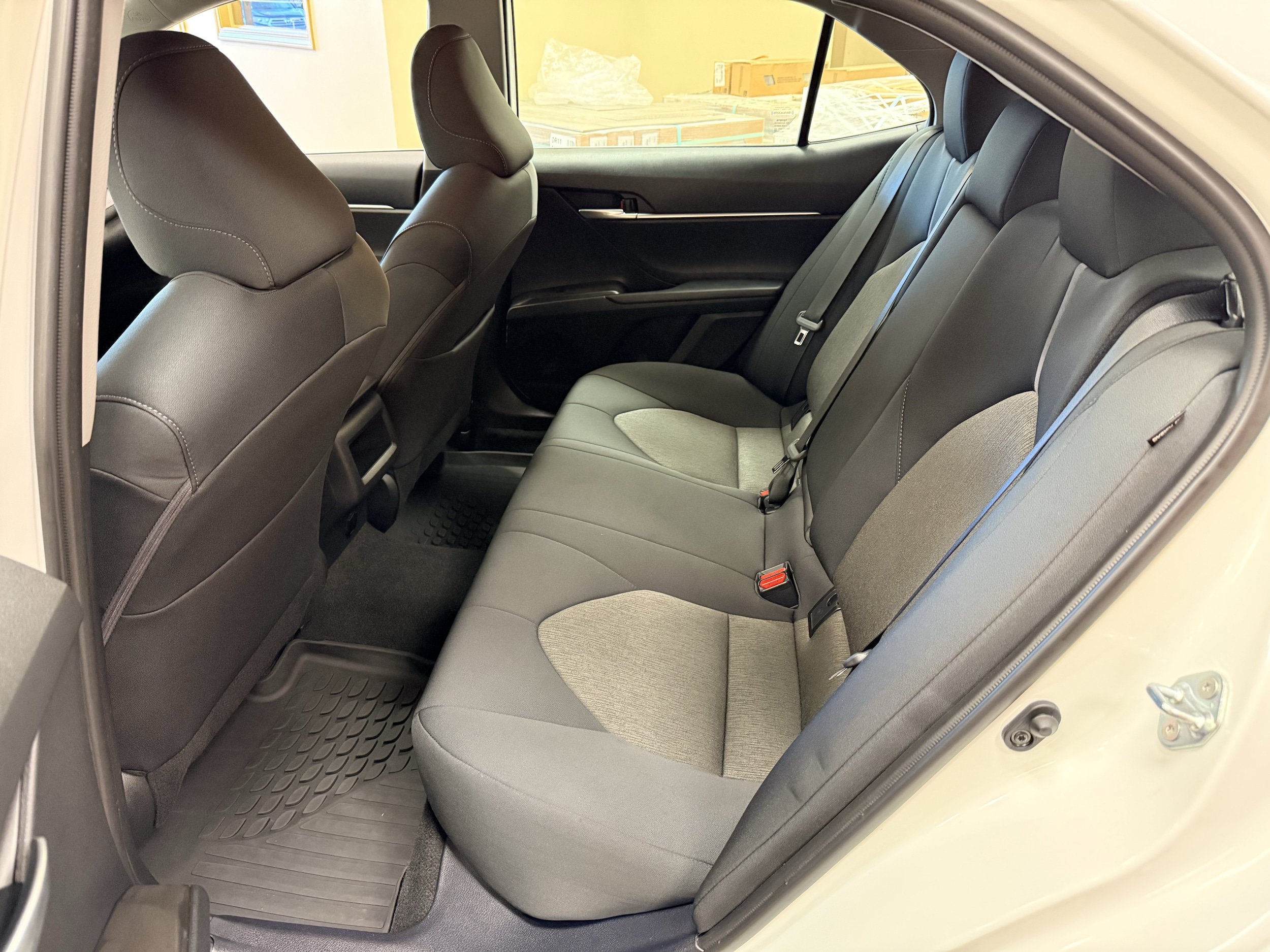 Used 2023 Toyota Camry LE FWD image 10