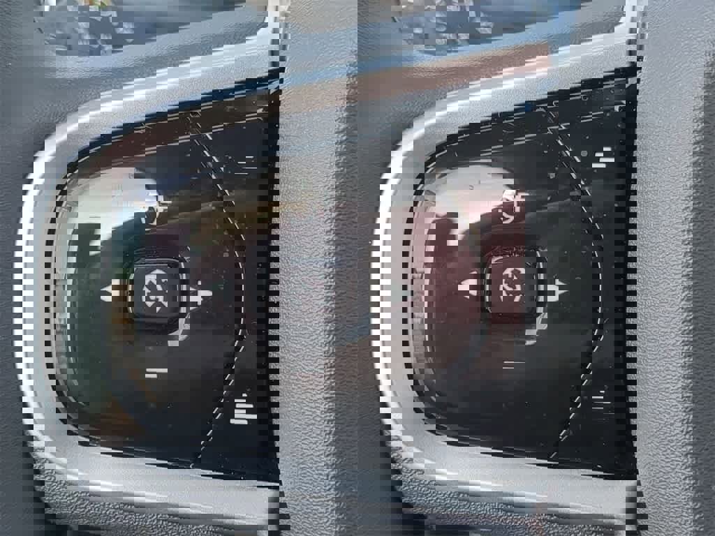 Used 2026 Volvo XC60 B5 Plus w/ Protection Package Premier image 22