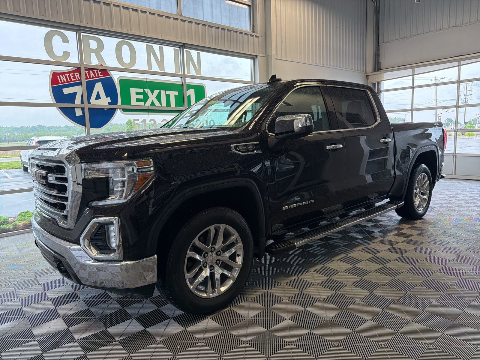 Used 2021 GMC Sierra 1500 SLT w/ SLT Convenience Package AWD/4WD image 3
