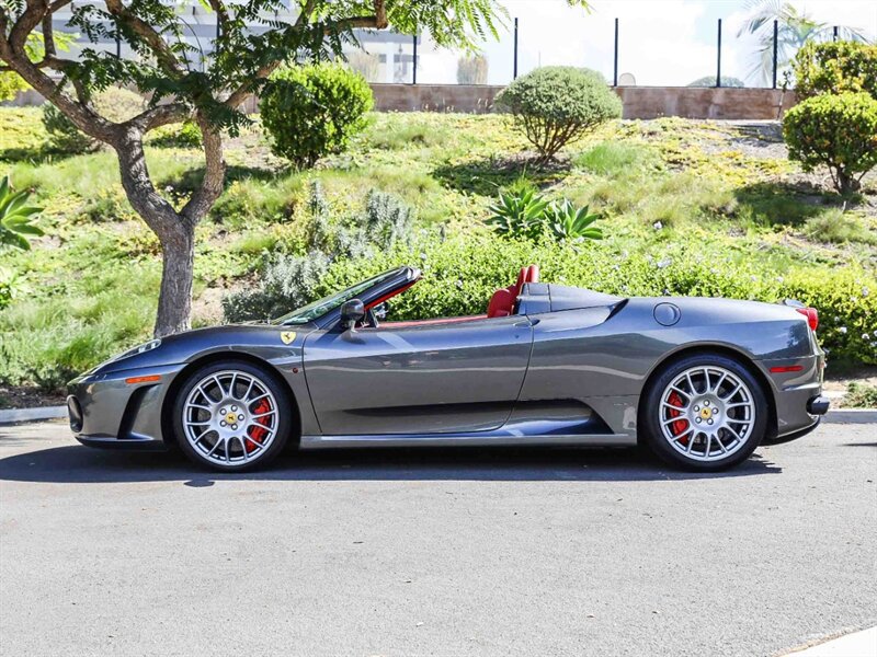 Used 2005 Ferrari F430 Spider RWD image 2
